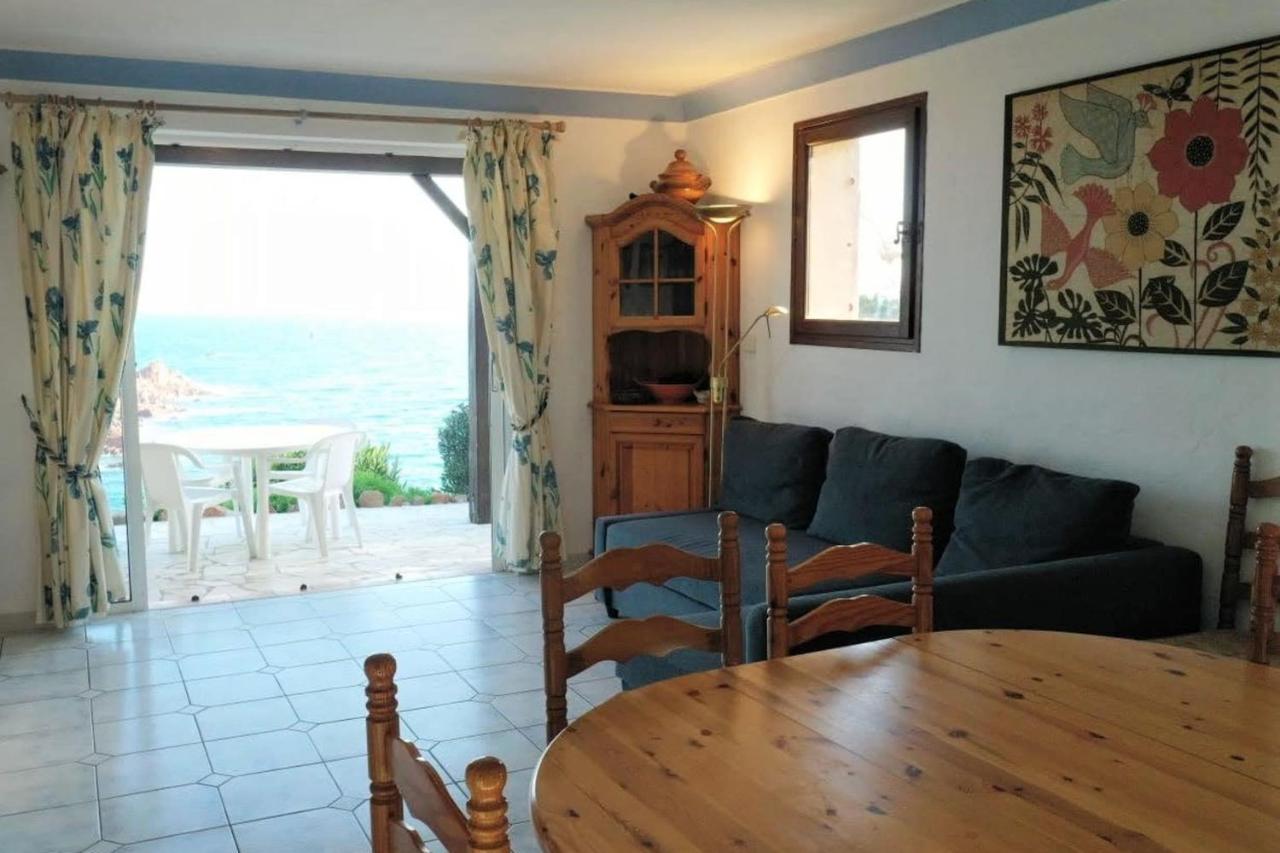 Villa Waterfront House With Sea View à Saint-Raphaël Extérieur photo